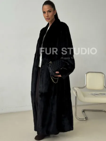 Длинная черная норковая шуба - фото 0