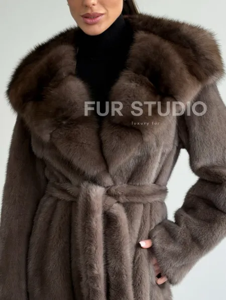 Шуба норковая длинная с капюшоном - фото 1