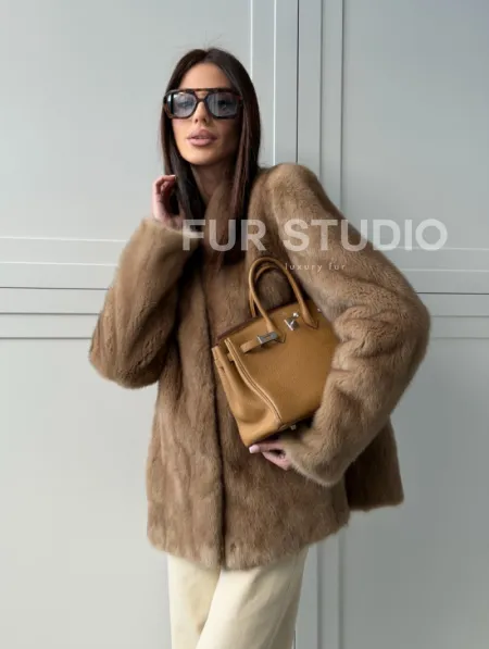 Женский норковый полушубок пастель - фото 16