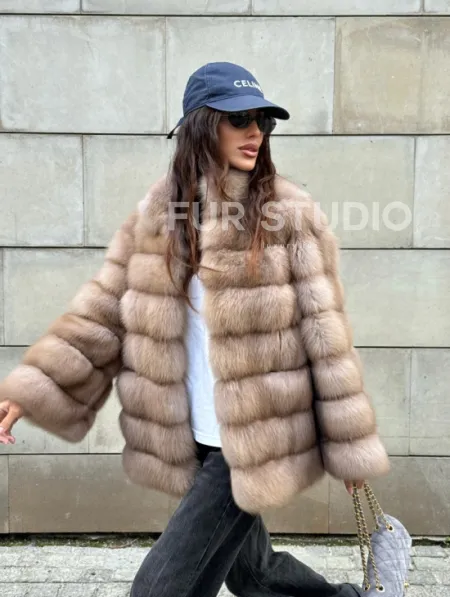 Шуба из меха куницы - фото 12