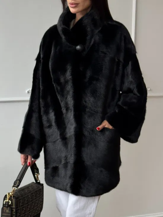 Черный полушубок из натурального меха, стойка воротник - фото 3