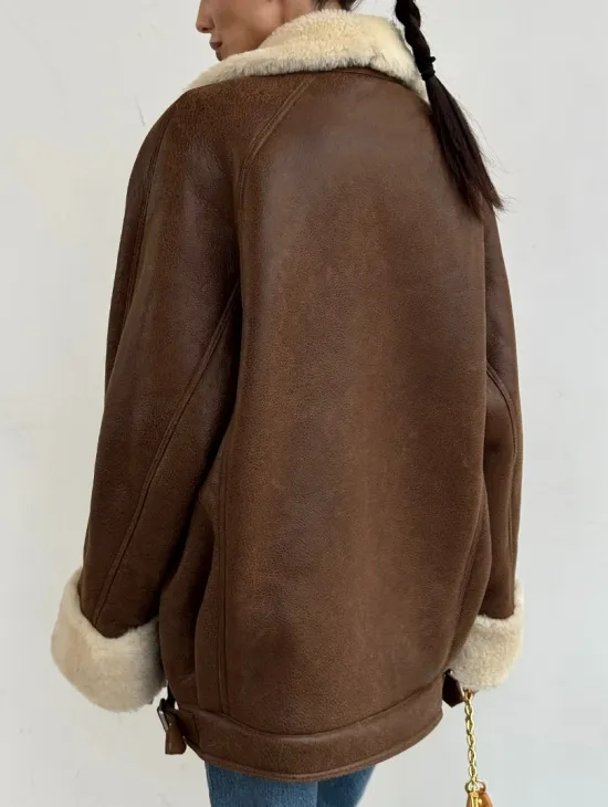 Коричневая женская винтажная дубленка на пуговицах - фото 5