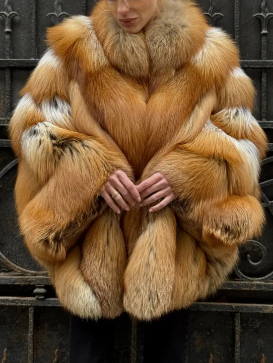 Шуба - пончо из меха рыжей (огненной) лисы - фото 1