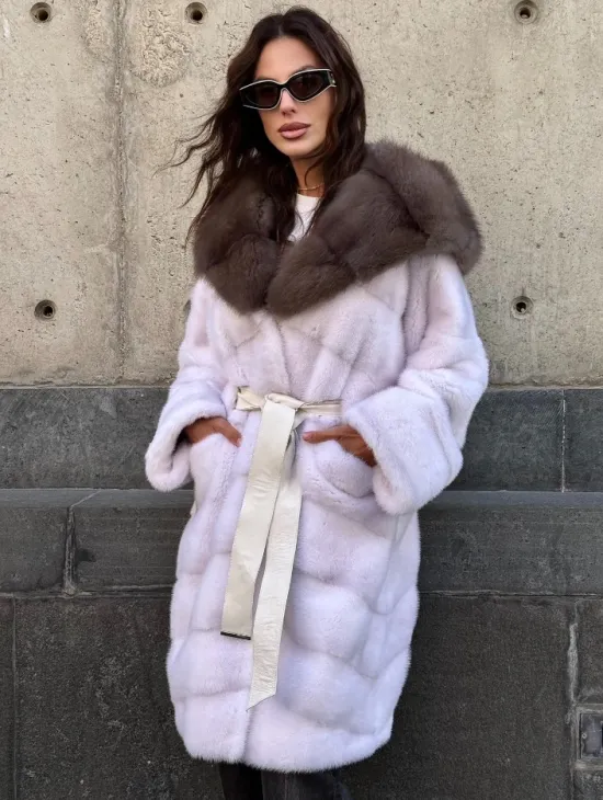 Шуба норковая  - капюшон куница - фото 7