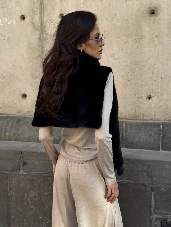 Черная норковая манишка - фото 10