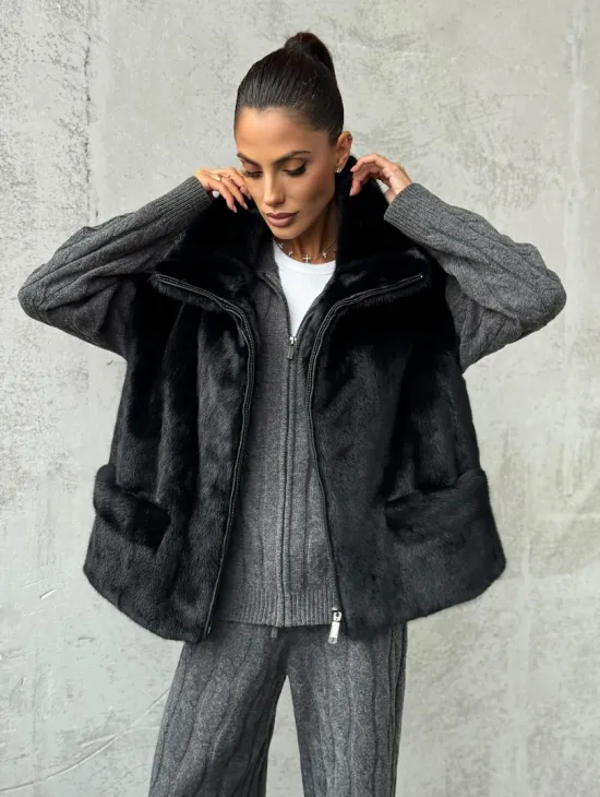 Черная норковая жилетка - фото 6