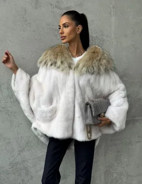 Светлая норковая шуба с капюшоном - фото 9