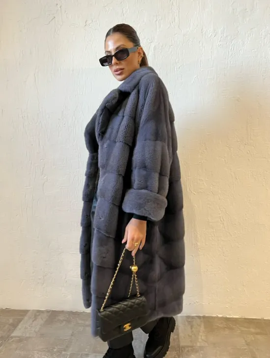 Шуба серого цвета из меха норки ПРЕМИУМ качества - фото 0